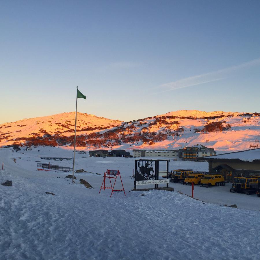 The Man From Snowy River Hotel Perisher Valley Екстер'єр фото